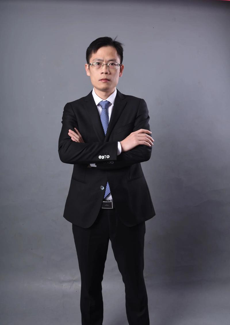 席窍帮 视觉与舞美负责人